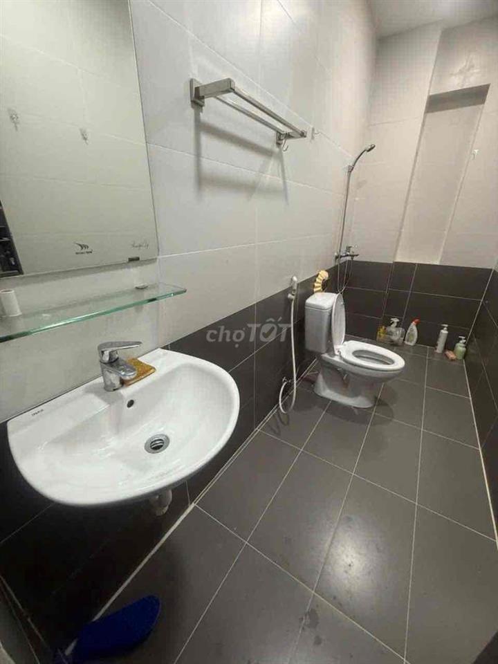 CHO THUÊ PHÒNG FULL NỘI THẤT CỬA SỔ TRUNG TÂM NHÀ BÈ