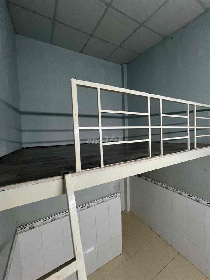 PHÒNG TRỌ 1 TRIỆU 6 TẠI PHƯỜNG PHÚ ĐỊNH QUẬN 8