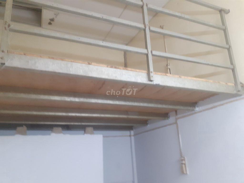 1 phòng 25m2 có gác lối đi riêng, vị trí mặt tiền đường An Dương Vương