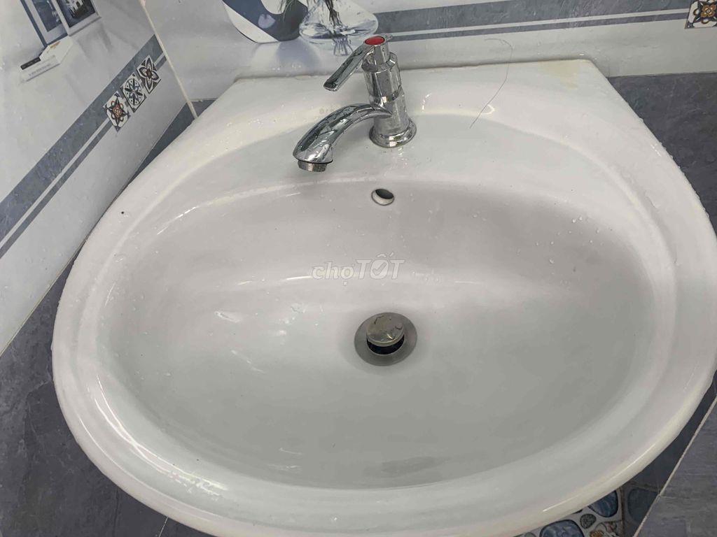 chính chủ cho thuê phòng mới xây trệt căn gốc 2 mặt tiền đường