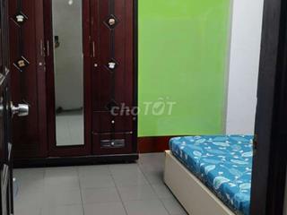 Phòng full nội thất, đẹp y hình