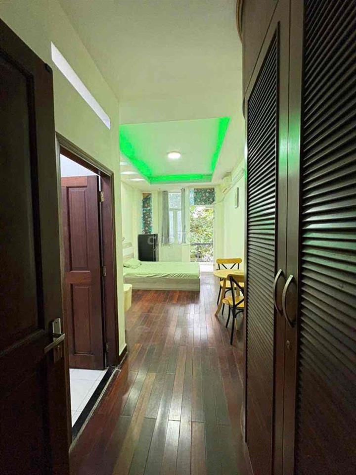 🆘 [Quận 10] - CHDV FULL NỘI THẤT BAN CÔNG KHU BẮC HẢI - MẶT TIỀN ĐƯỜNG