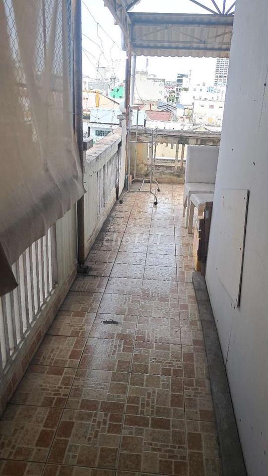 Em có phòng trọ cho 1 người ở tại hẻm số 10/25 Âu Dương Lân