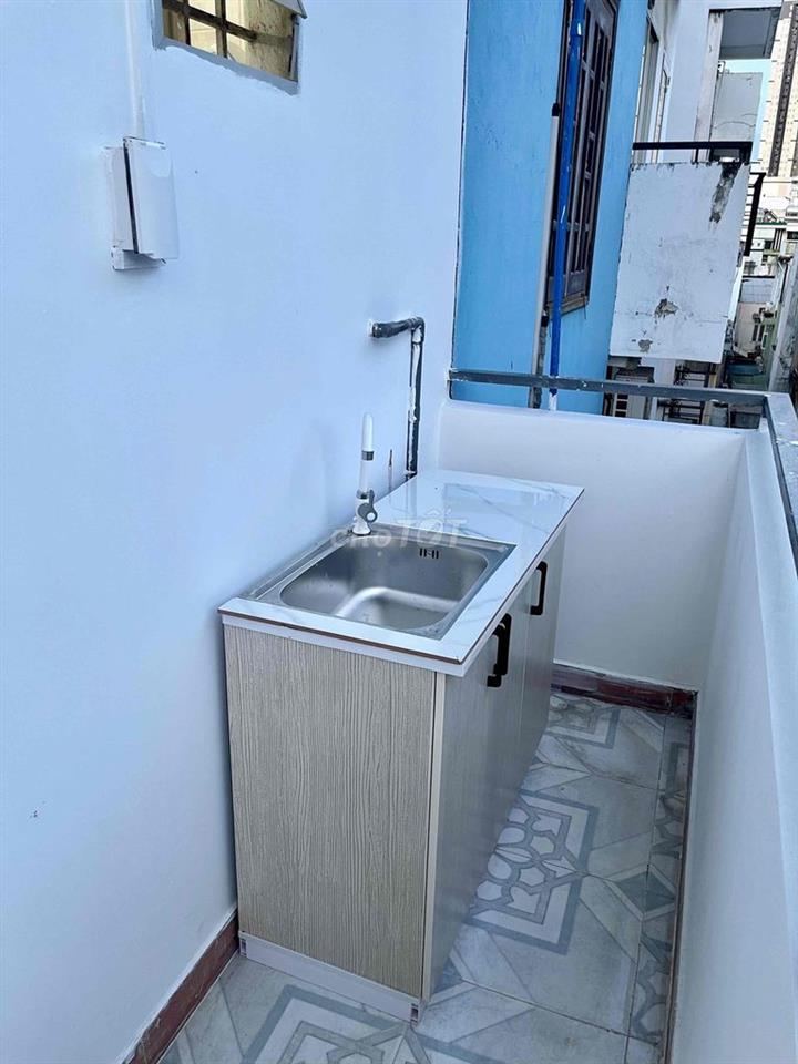 Cho thuê phòng mặt tiền Tạ Quang Bửu gần STU