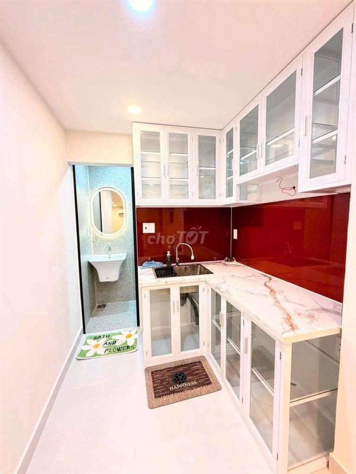 cần cho thuê căn hộ lầu 1 , 36m gia 7 triêu tháng