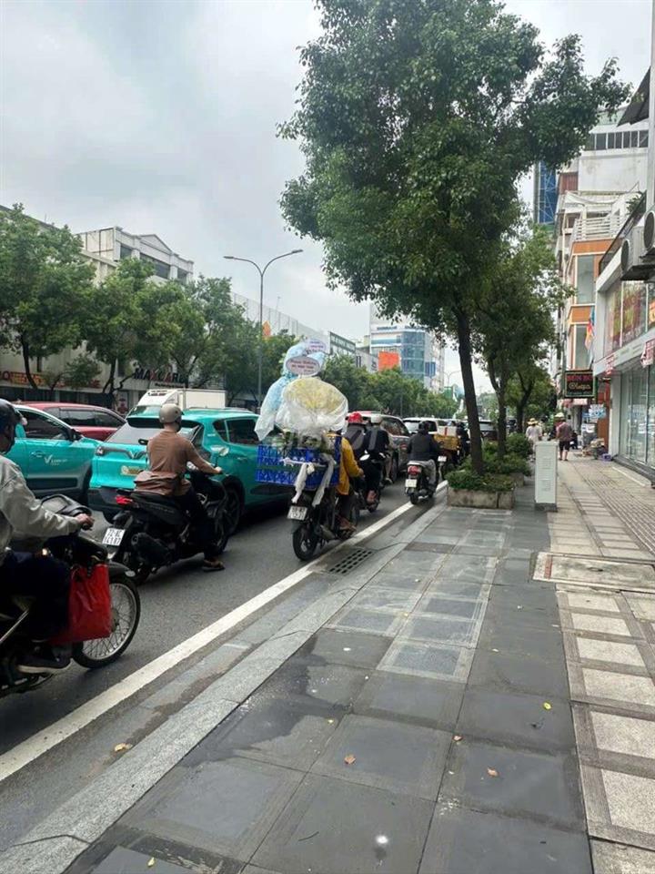 cho  thuê nha mặt tiền kd 170 nguyễn văn trỗi 3 tầng 2pn giá 13tr 