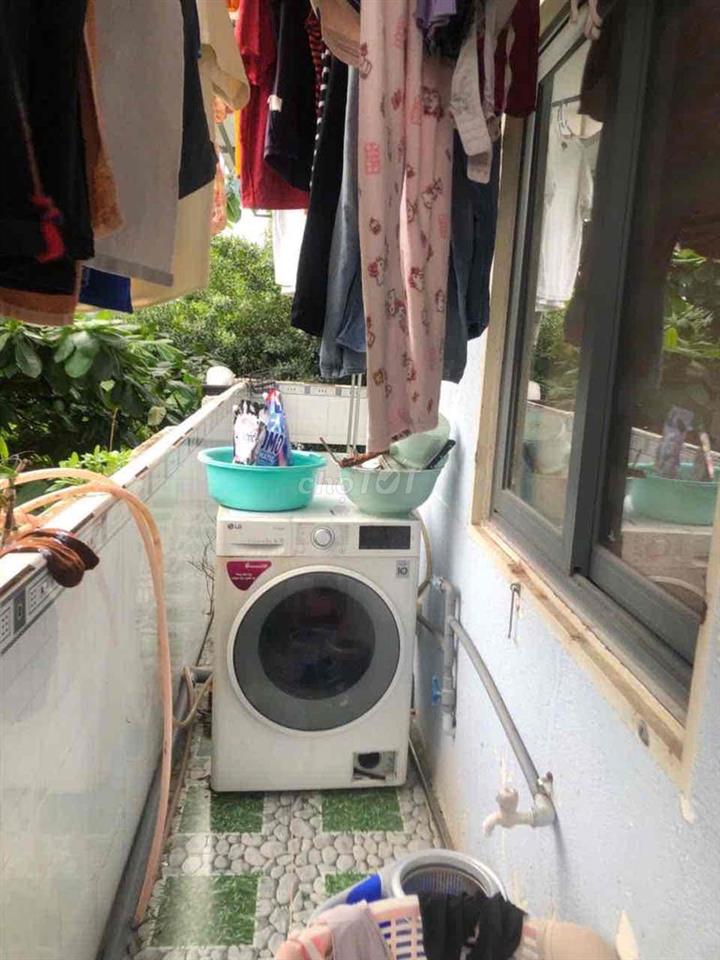 Căn góc ,vị trí đẹp nhất khu. Lầu 1 thang bộ, SHR lâu dài