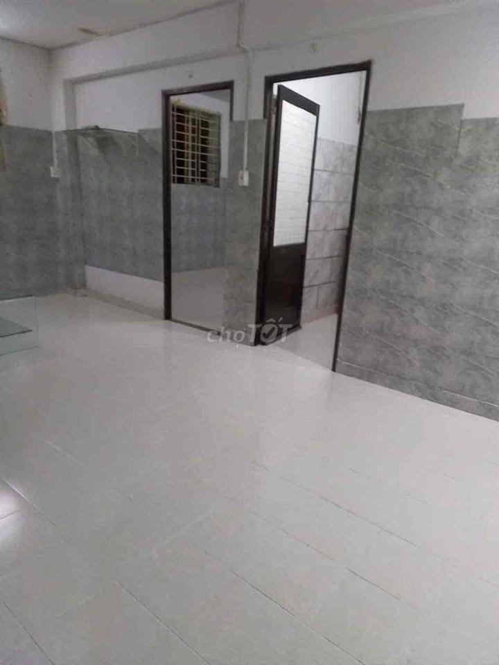 Nhà chung cư cho thuê. cc Sơn Kỳ thang bộ. có 2 pn