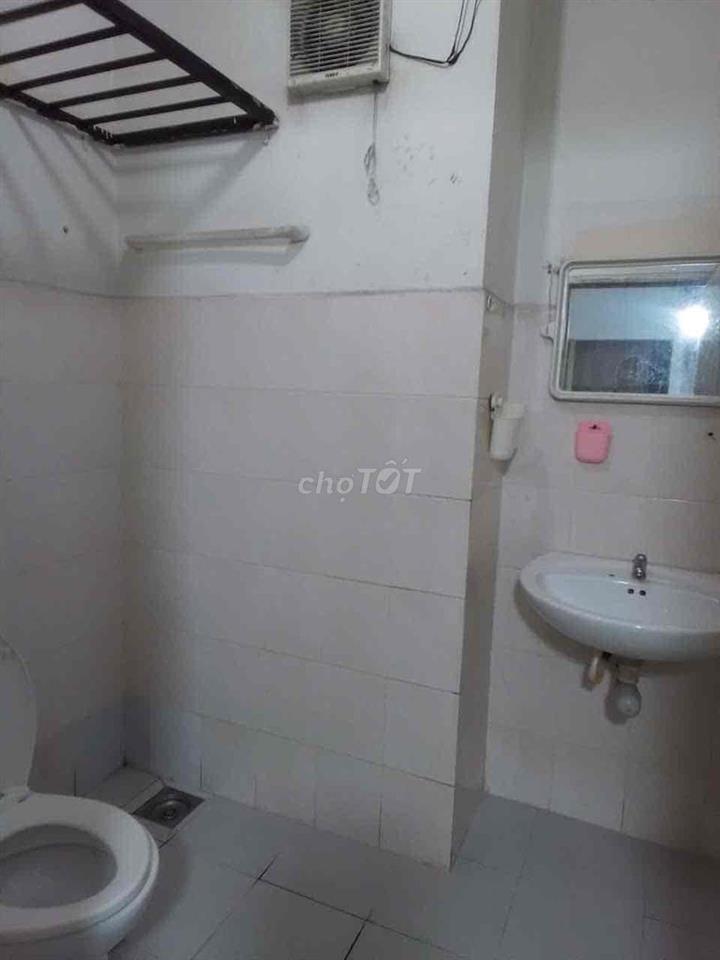 Nhà chung cư cho thuê. cc Sơn Kỳ thang bộ. có 2 pn