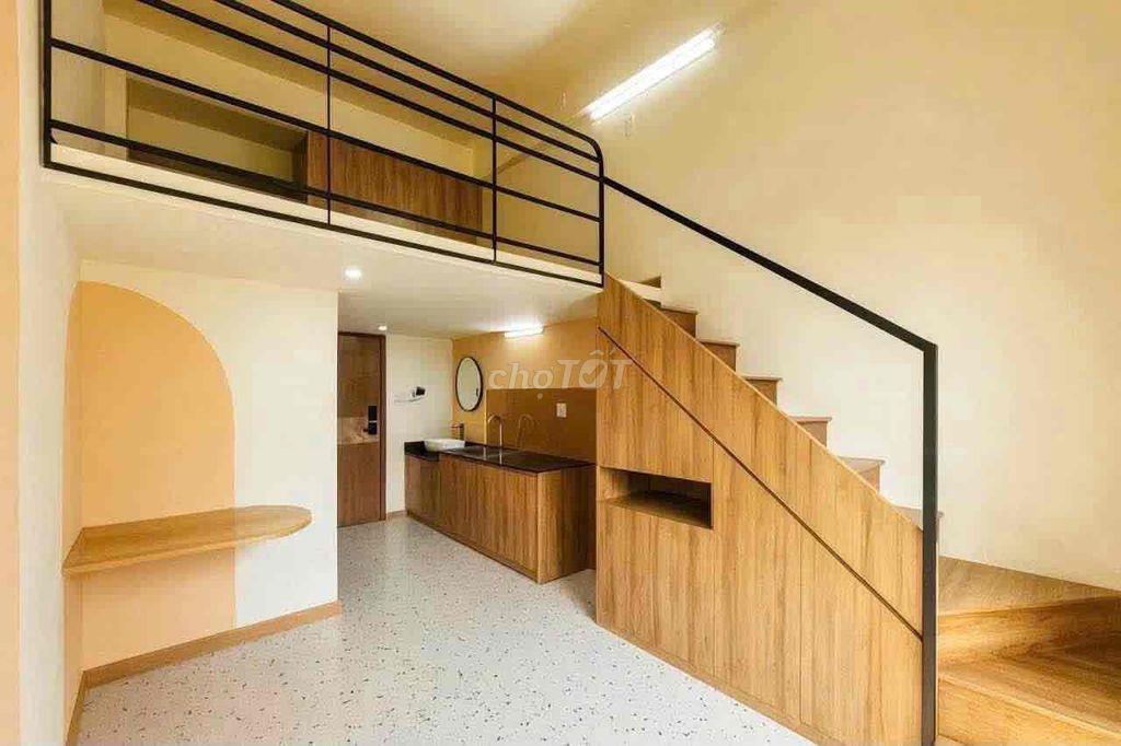 Căn Hộ Duplex Cao Cấp Gác Cao Rộng 40m2 - Ngay ĐH BKU - HUFLIT