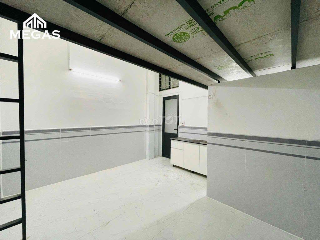 Căn Hộ Duplex Rộng 35m2 Ngay ĐH VHU - HUFLIT - Âu Cơ