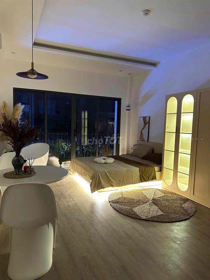 Căn Hộ Studio Ban Công Cao Cấp - Ngay Etown Cộng Hoà