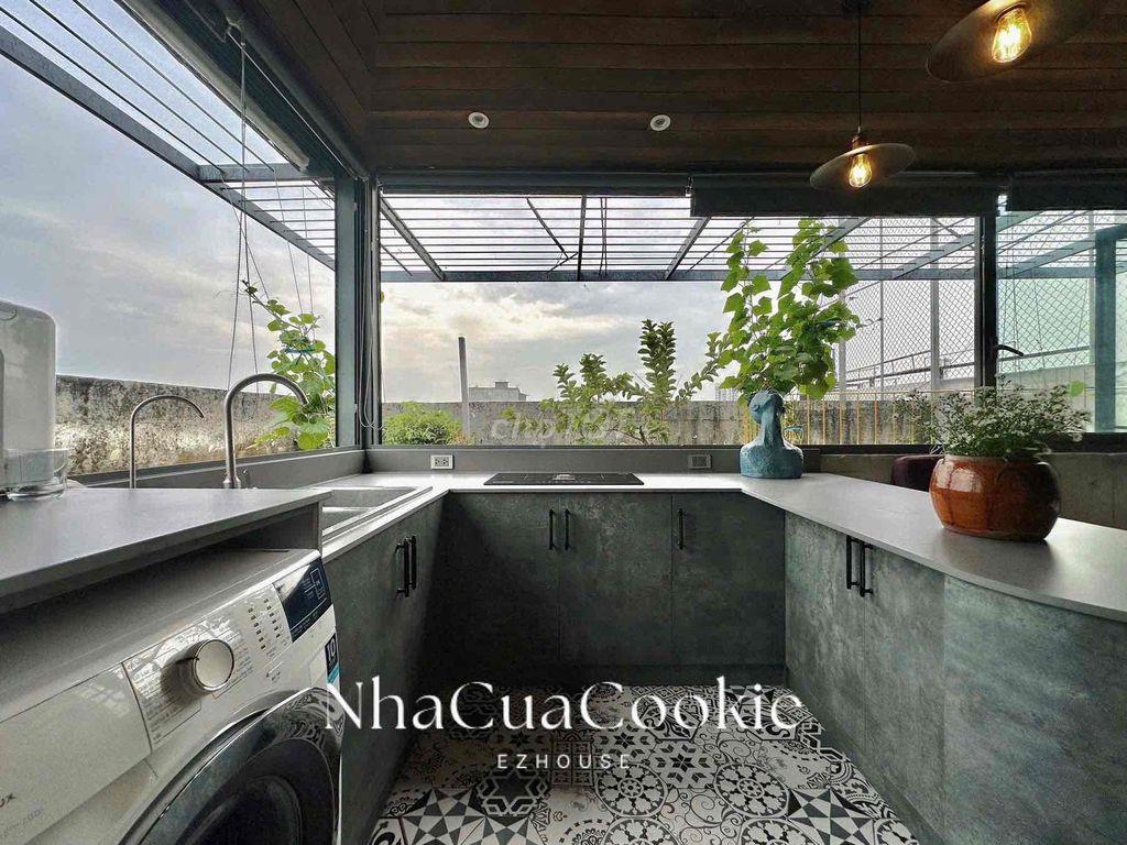 Siêu Phẩm Đẹp như Tranh Penthouse Rộng 50m2 - Ngay Hoàng Hoa Thám