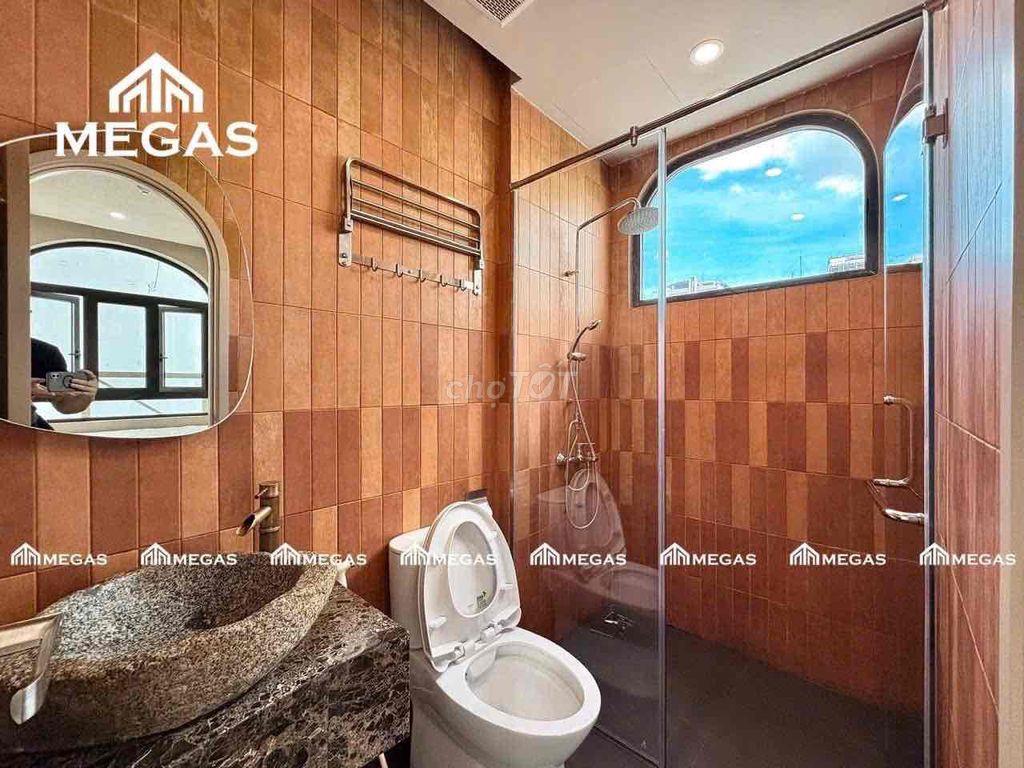 CĂN HỘ STUDIO CAO CẤP RỘNG 35m2 - NGAY SÂN BAY - VÒNG XOAY LĂNG CHA CA