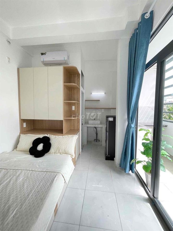 STUDIO TÁCH BẾP - BAN CÔNG THOÁNG ngay ĐH HỌC VIỆN HÀNG KHÔNG CS2