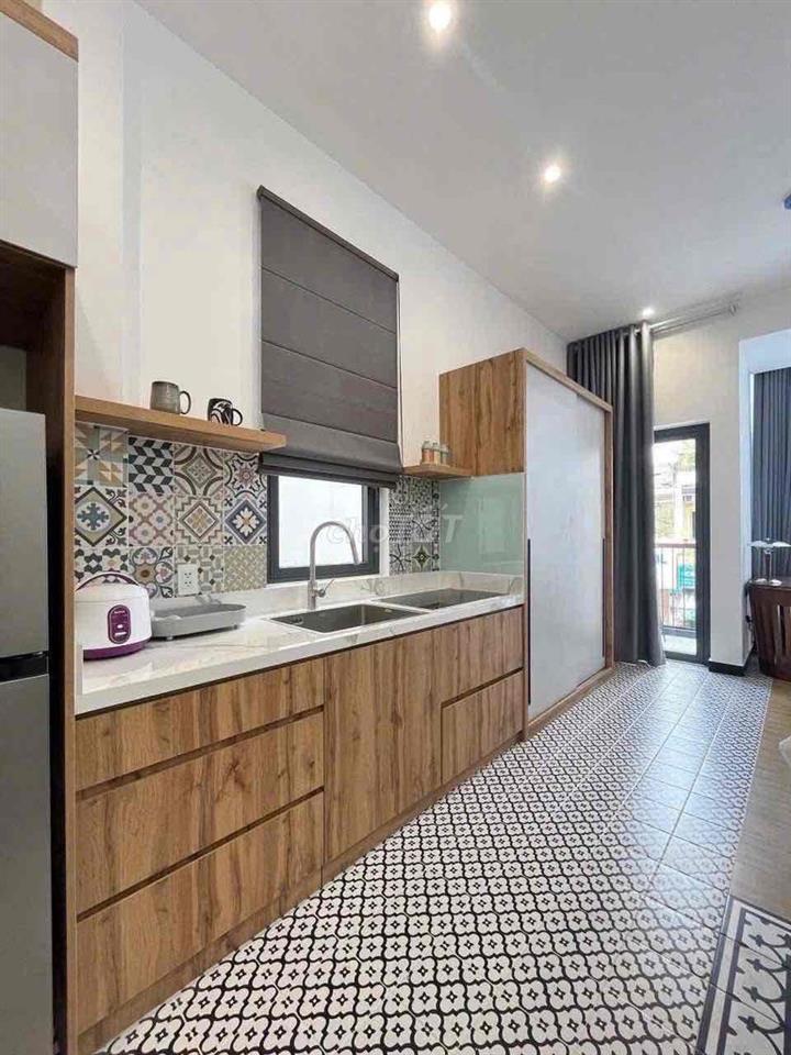 Căn Hộ Tách bếp Rộng 35m2 ngay Etown Cộng Hoà - Khu K300 - Nhà Ga T3