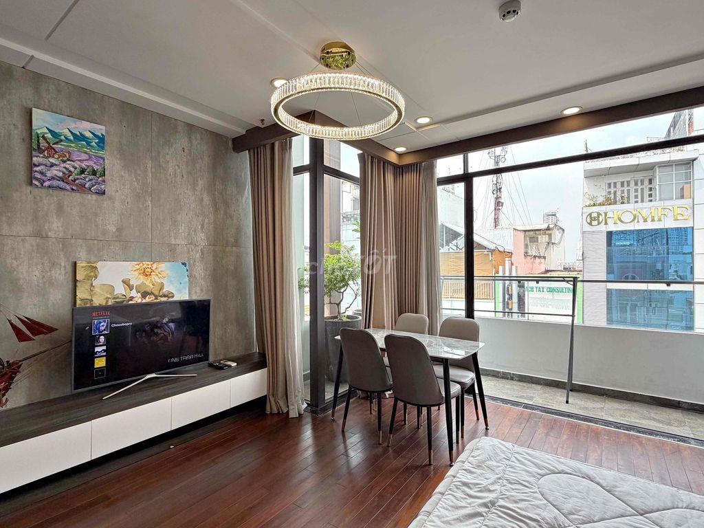 Phòng Luxury Tách Bếp, Ban Công Ngay Sân Bay - Bạch Đằng - Hồng Hà
