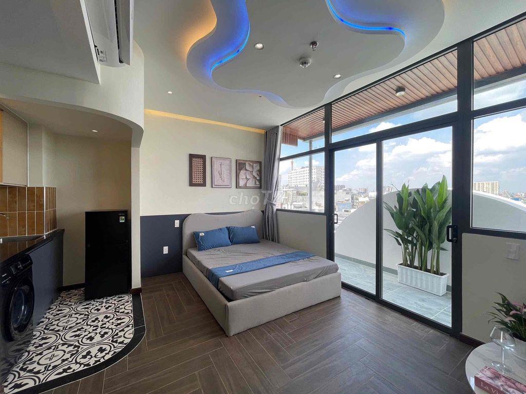 Studio Cửa Sổ Trời Full Nội Thất Có Bếp Từ  Ngay Phạm Văn Bạch