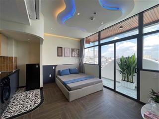 Studio Cửa Sổ Trời Full Nội Thất Có Bếp Từ  Ngay Phạm Văn Bạch