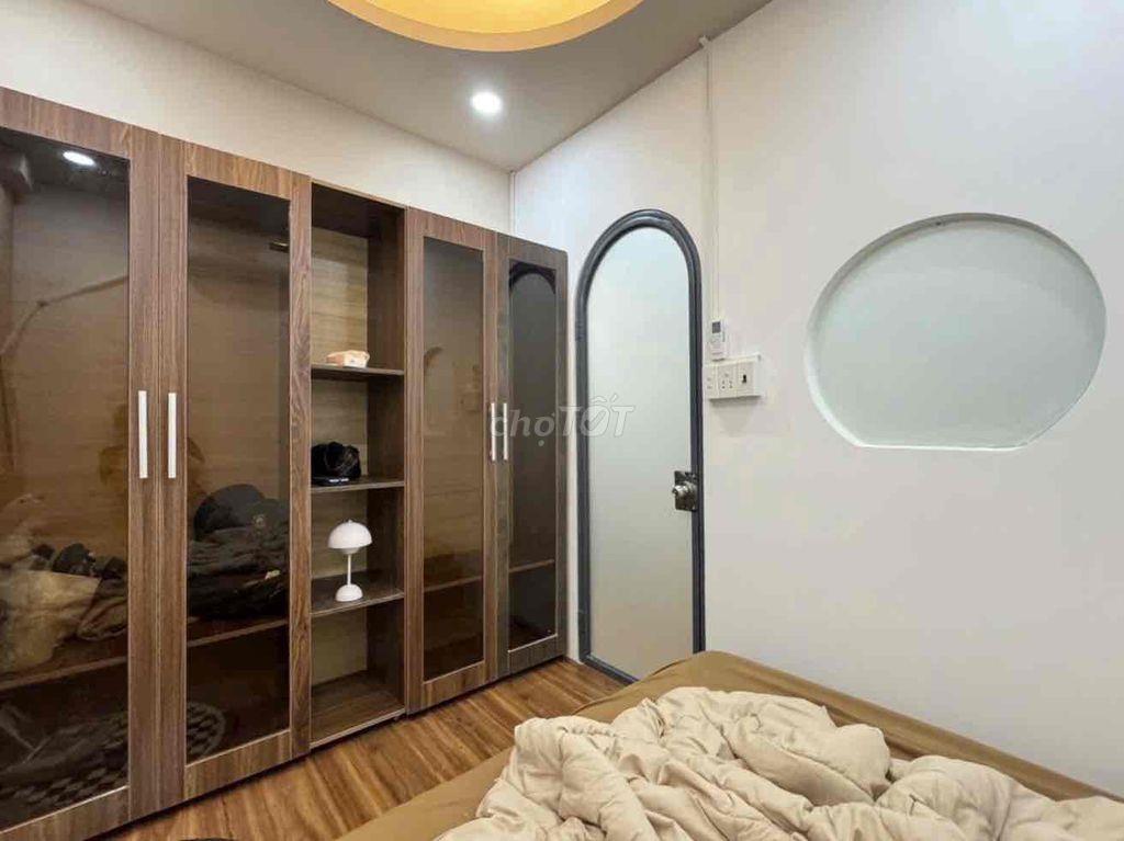 CHO THUÊ CHDV 2PN tách bếp giá 9.999.999 tại Gò công Quận 5