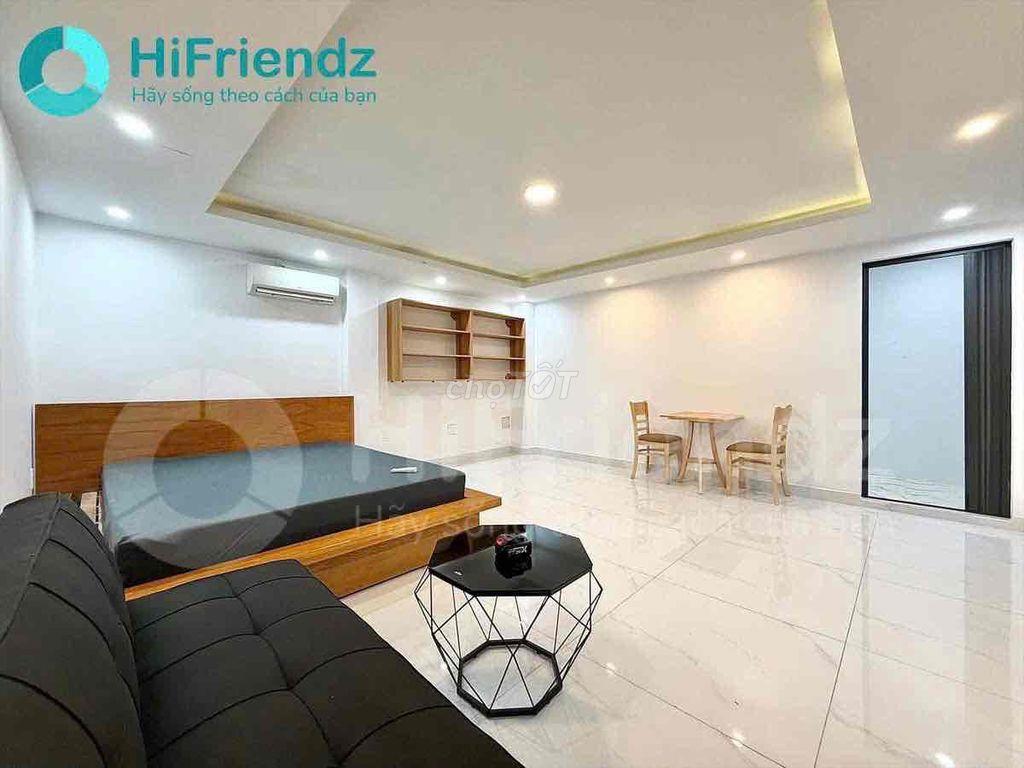 Căn hộ Studio ban công 55m2 khu vực: Sát sân bay - CV Hoàng Văn Thụ.