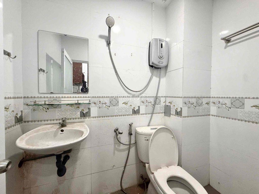 Căn Hộ 2pn ban công Full nội thất cao cấp khu vực: Bạch Đằng - Hồng Hà