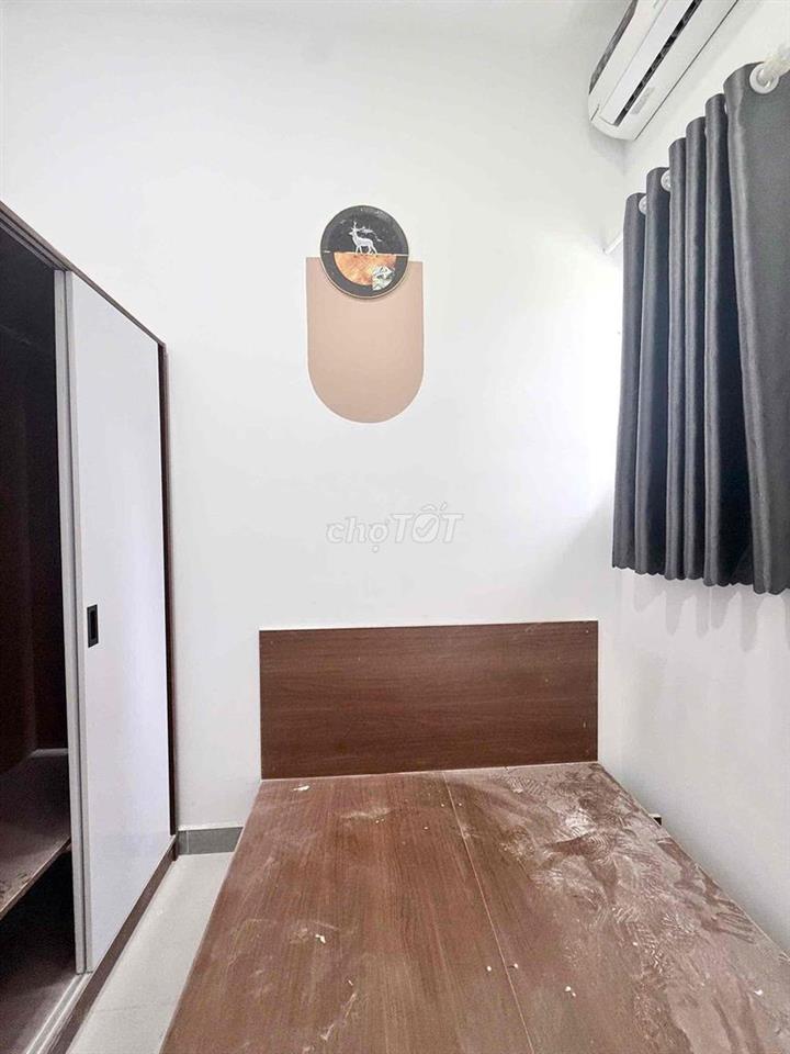 Căn Hộ 2pn ban công Full nội thất cao cấp khu vực: Bạch Đằng - Hồng Hà