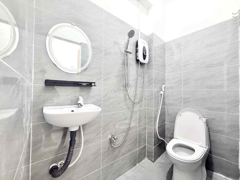 Căn hộ 2pn cao cấp Full Nội Thất khu vực: Bạch Đằng - Hồng Hà.