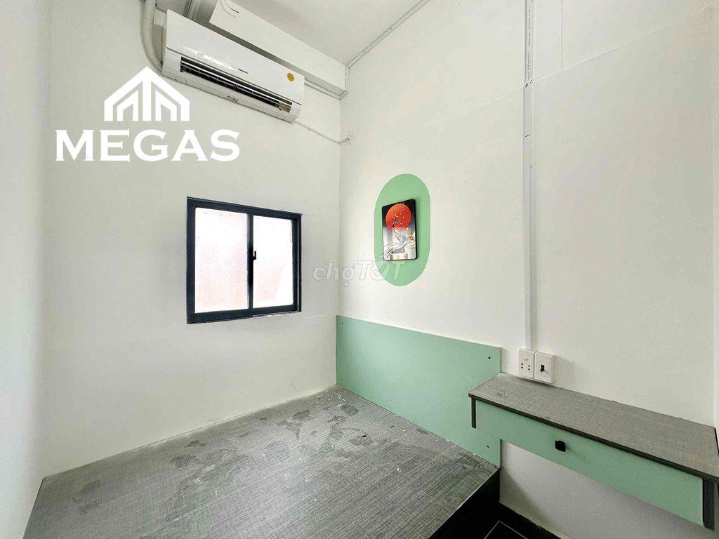 Căn hộ 2PN NEW 100% Full nội thất khu vực: Văn Hiến - Công Thương.