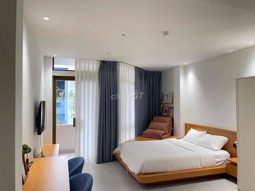 Căn hộ 50m2 Full nội thất như hình khu vực: Vạn Hạnh Mall - ĐH Y Dược.