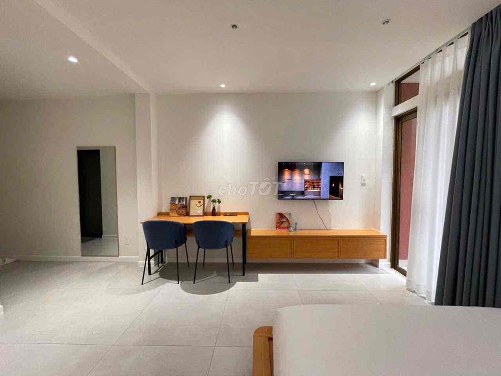 Căn hộ 50m2 Full nội thất như hình khu vực: Vạn Hạnh Mall - ĐH Y Dược.