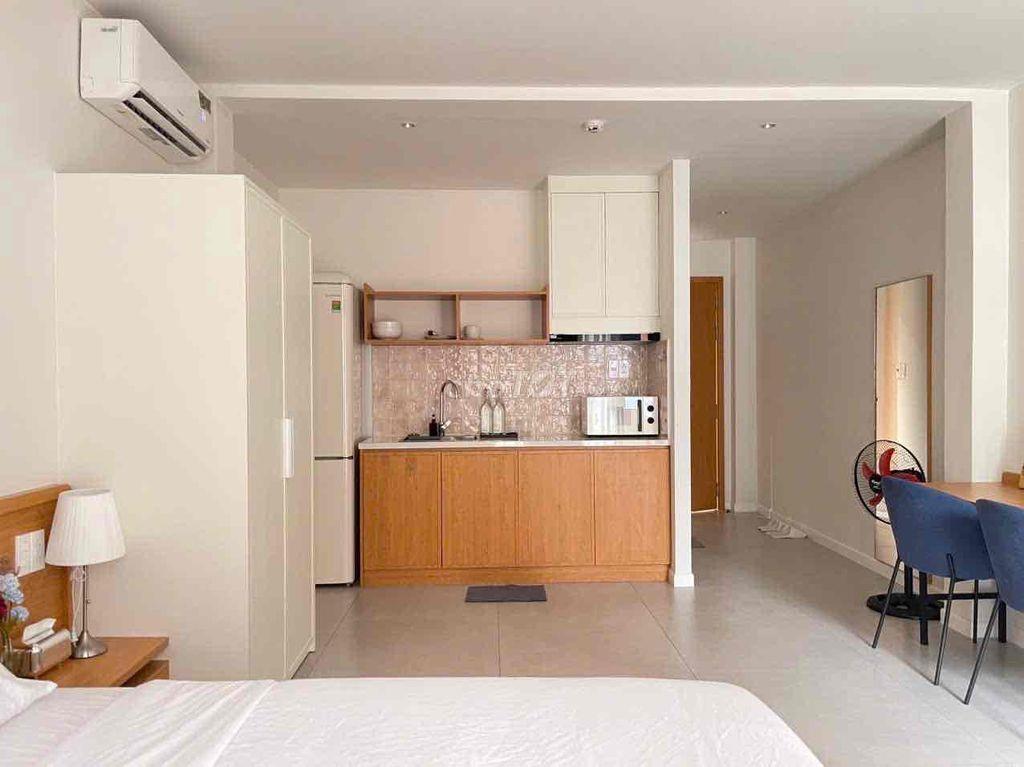 Căn hộ 50m2 Full nội thất như hình khu vực: Vạn Hạnh Mall - ĐH Y Dược.