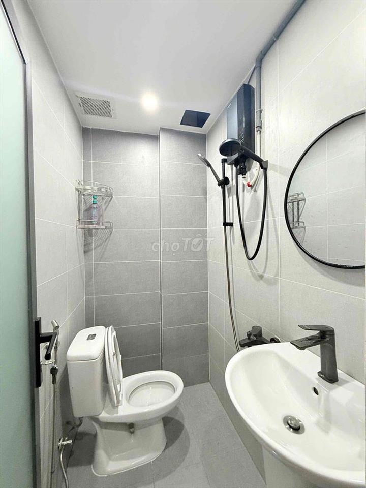 Căn hộ Full nội thất từ A-Z 50m2 khu vực: Gần Vạn Hạnh Mall – ĐH Y.