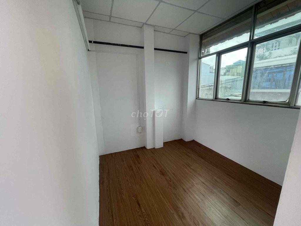 2pn có ban công full nội thất