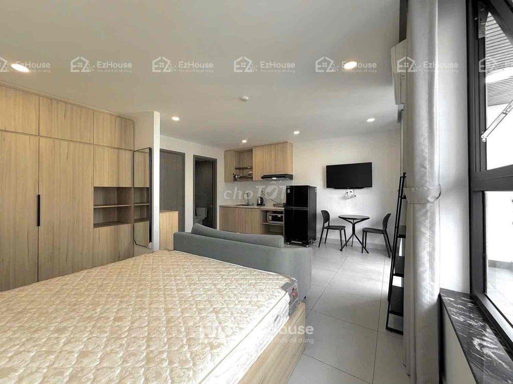cho thuê căn studio ban công ngay luỹ bán bích -  vườn lài gần chợ