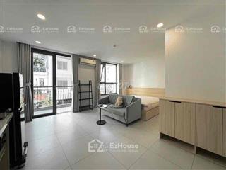 cho thuê căn studio ban công ngay luỹ bán bích -  vườn lài gần chợ