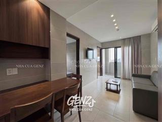 cho thuê 1 phòng ngủ - 1 phòng khách ban công gần sân bay - giáp PN