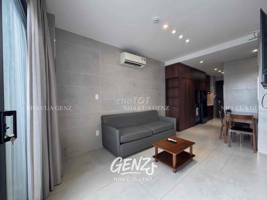 cho thuê 1 phòng ngủ - 1 phòng khách ban công gần sân bay - giáp PN