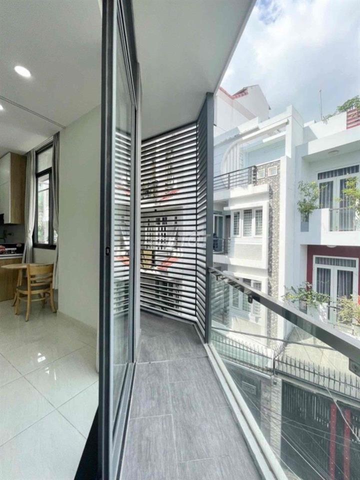 căn hộ studio ban công ngay hoàng văn thụ - gần sân bay