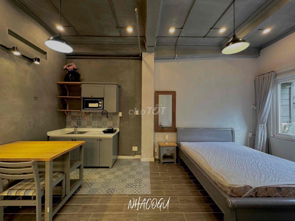 cho thuê căn hộ studio ban công - rộng 40m2 - style cổ điển