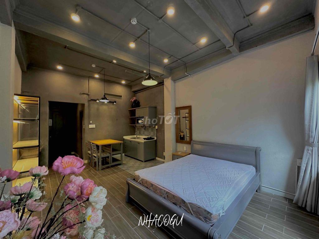 cho thuê căn hộ studio ban công - rộng 40m2 - style cổ điển