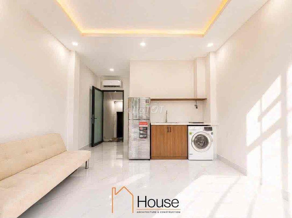 CĂN HỘ STUDIO FULL NỘI THẤT - NGAY VÒNG XOAY LĂNG CHA CẢ - BAN CÔNG TH