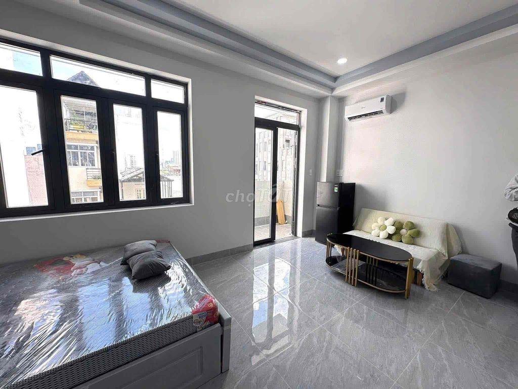 CĂN STUDIO FULL NỘI THẤT BANCOL SIÊU THOÁNG SÁNG NGAY HUỲNH VĂN NGHỆ