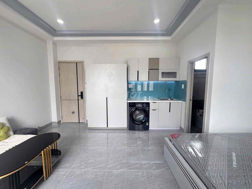 CĂN STUDIO FULL NỘI THẤT BANCOL SIÊU THOÁNG SÁNG NGAY HUỲNH VĂN NGHỆ