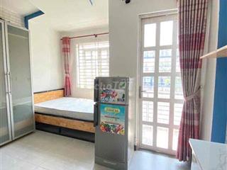 PHÒNG BAN CÔNG FULL NỘI THẤT, NGAY SÁT SÂN BAY- YÊN THẾ, TÂN BÌNH
