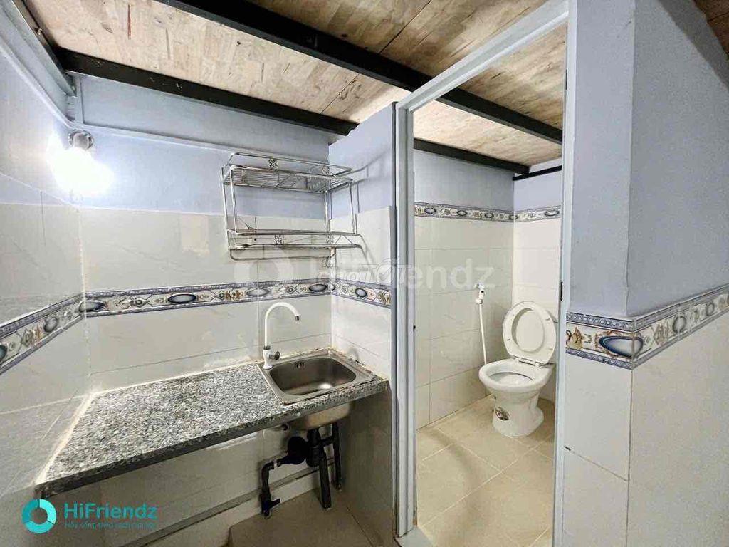 PHÒNG TRỌ GIÁ RẺ NGAY ETOWN CỘNG HOÀ-CẦU VƯỢT HOÀNG HOA THÁM TÂN BÌNH