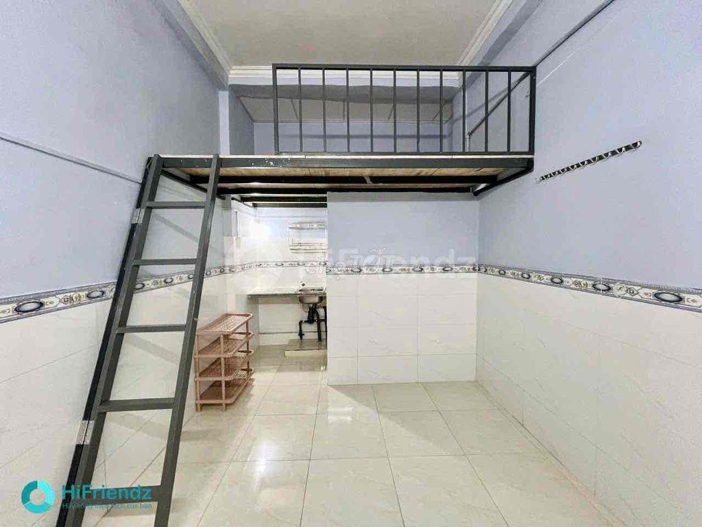 PHÒNG TRỌ GIÁ RẺ NGAY ETOWN CỘNG HOÀ-CẦU VƯỢT HOÀNG HOA THÁM TÂN BÌNH