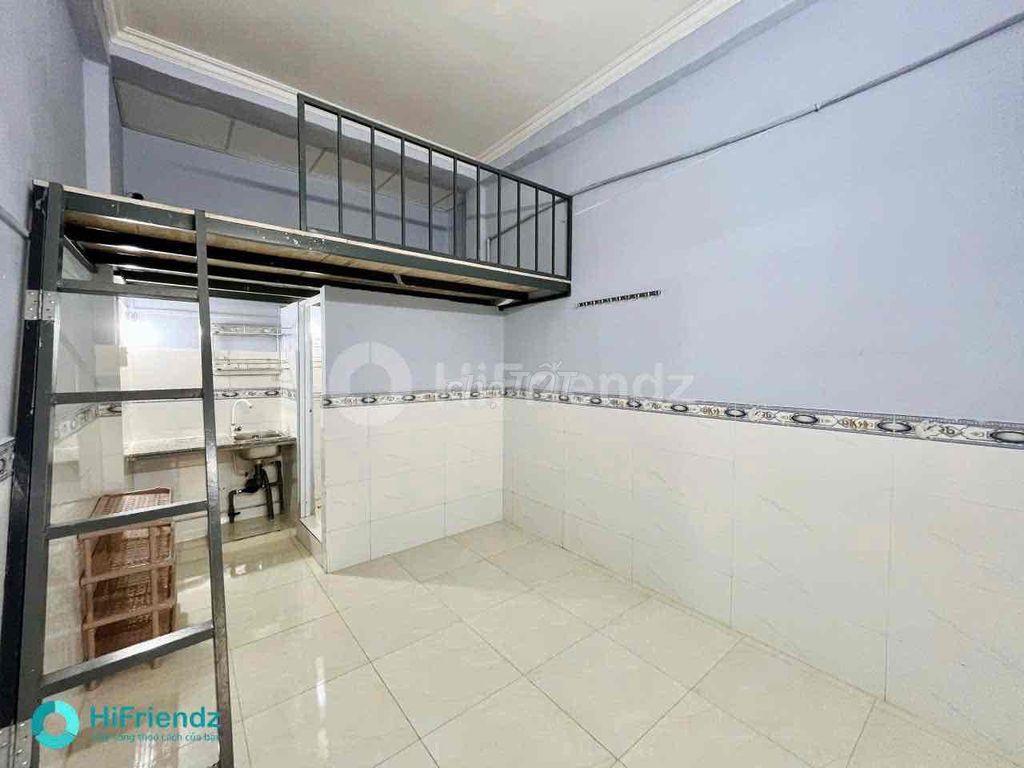 PHÒNG TRỌ GIÁ RẺ NGAY ETOWN CỘNG HOÀ-CẦU VƯỢT HOÀNG HOA THÁM TÂN BÌNH