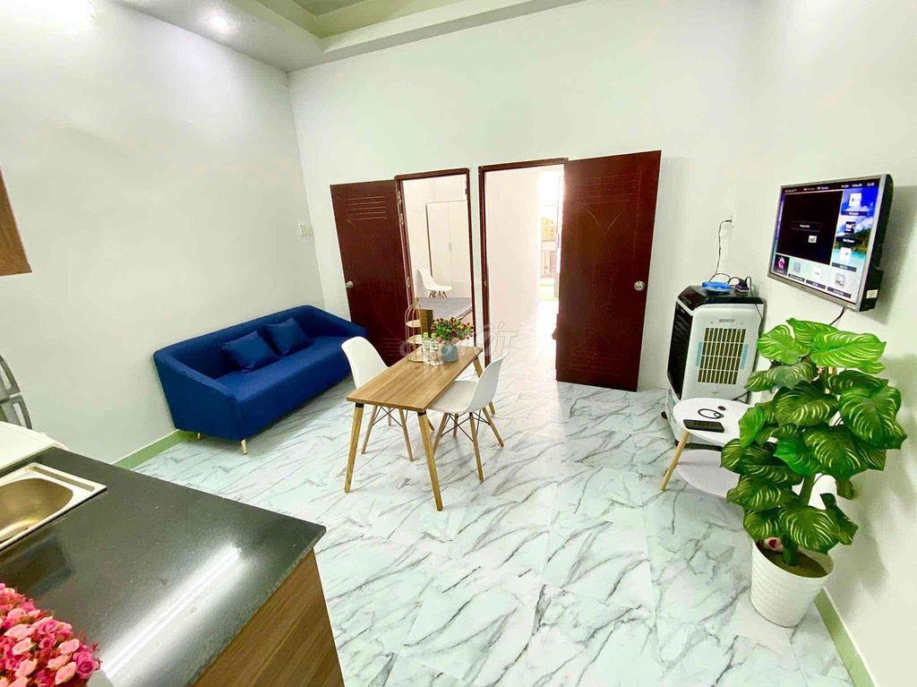 2 PHÒNG NGỦ BAN CÔNG LỚN, GẦN NGÃ TƯ BẢY HIỀN-ETOWN