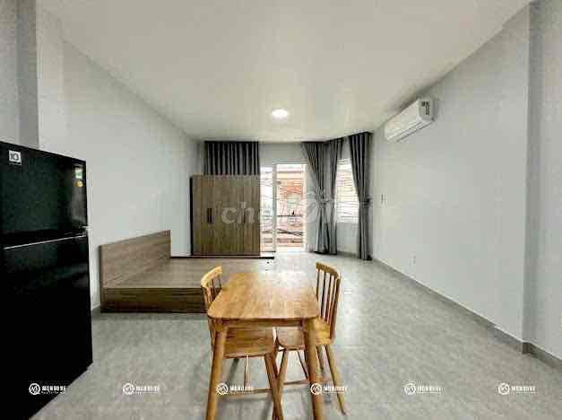 CHO THUÊ CĂN HỘ 1PN Full Nội Thất Rộng 50m2 Ban Công Trường Chinh🔥